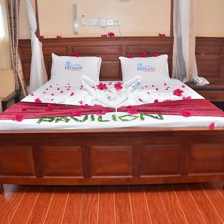 Pavilion Holiday Resort Bamburi Exteriör bild